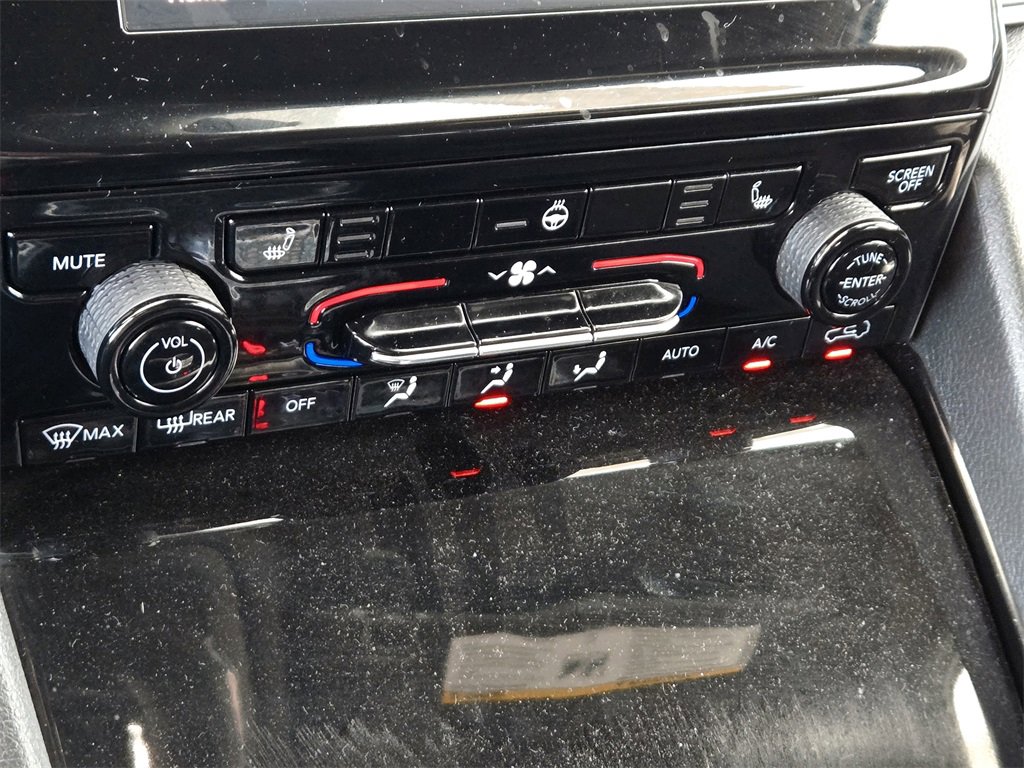 Used 2023 Jeep Grand Cherokee L Laredo image 20