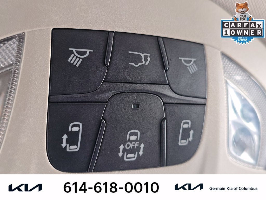 Used 2024 Chrysler Pacifica Limited FWD image 32