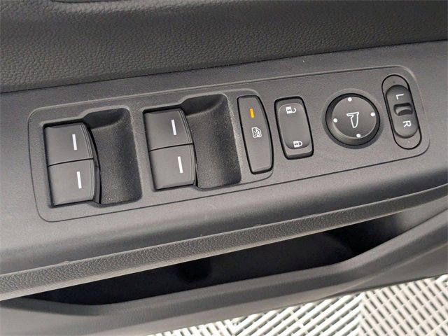 Used 2025 Honda CR-V Sport-L image 12