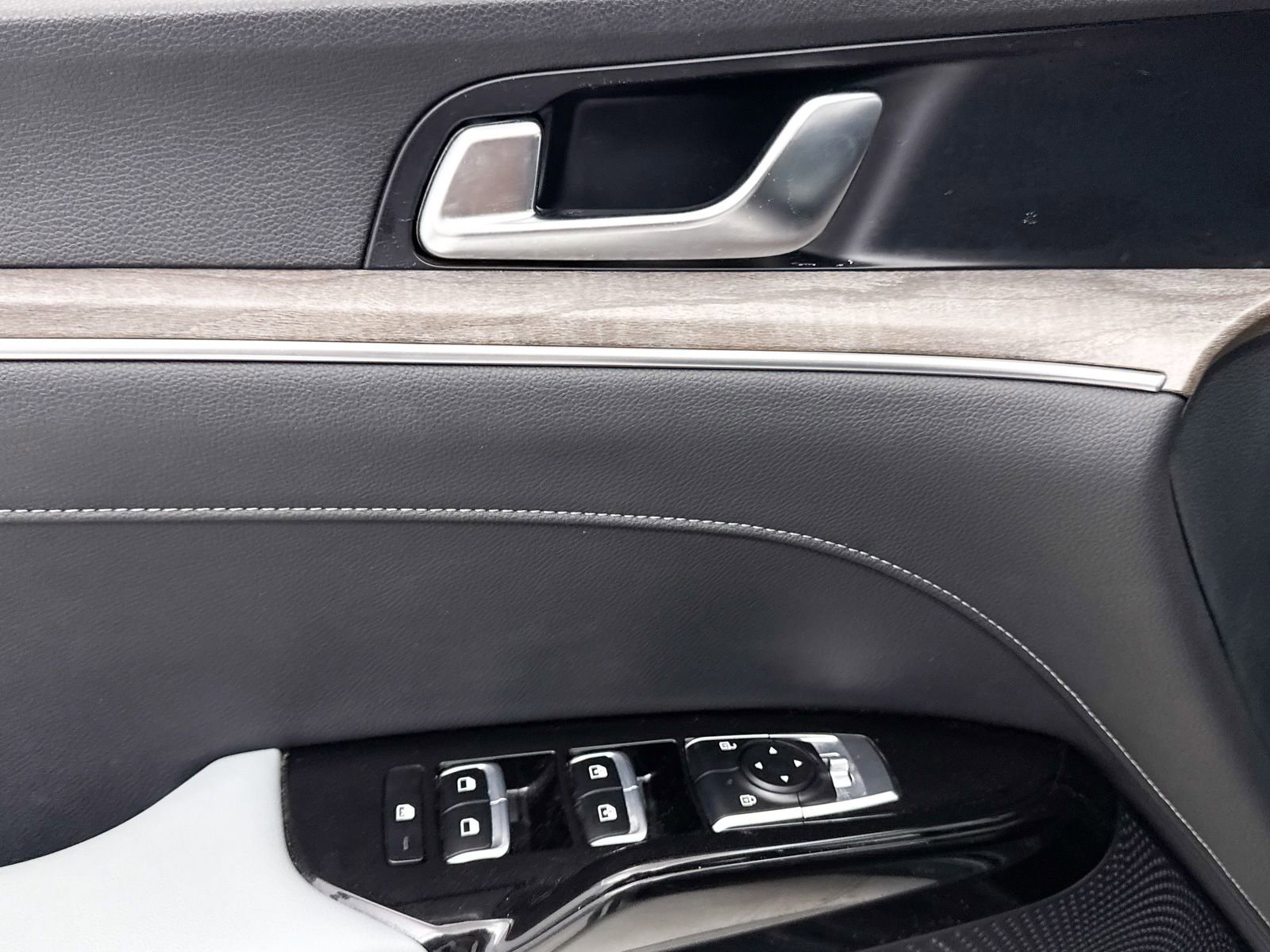 Used 2021 Kia K5 EX image 26