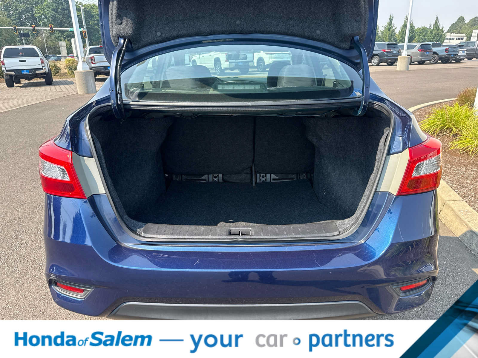 Used 2018 Nissan Sentra SV FWD image 19