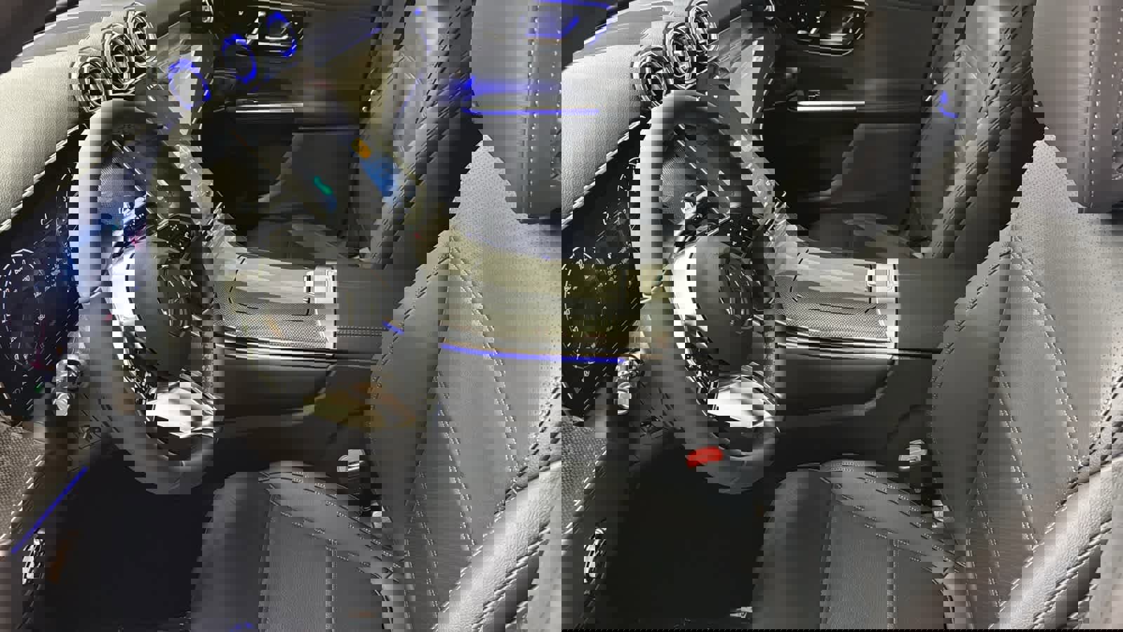 New 2026 Mercedes-Benz GLC 300 4MATIC image 4