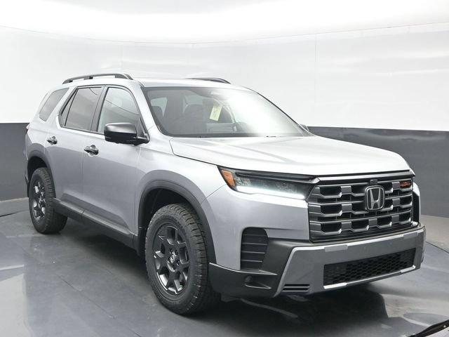 New 2026 Honda Pilot TrailSport image 8