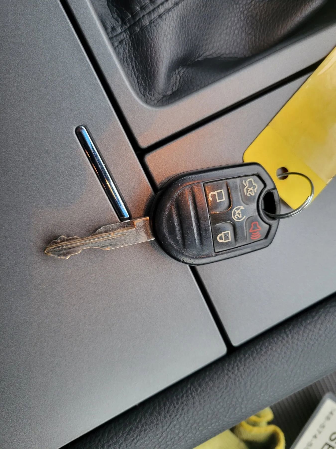 Used 2017 Ford Taurus SEL AWD/4WD image 31