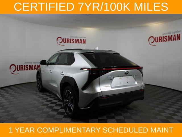 Used 2023 Toyota bZ4X AWD w/ Weather Package image 4