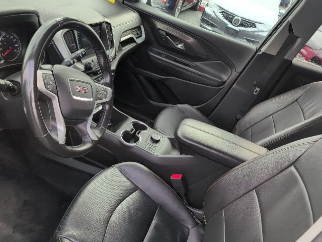 Used 2020 GMC Terrain SLT image 12
