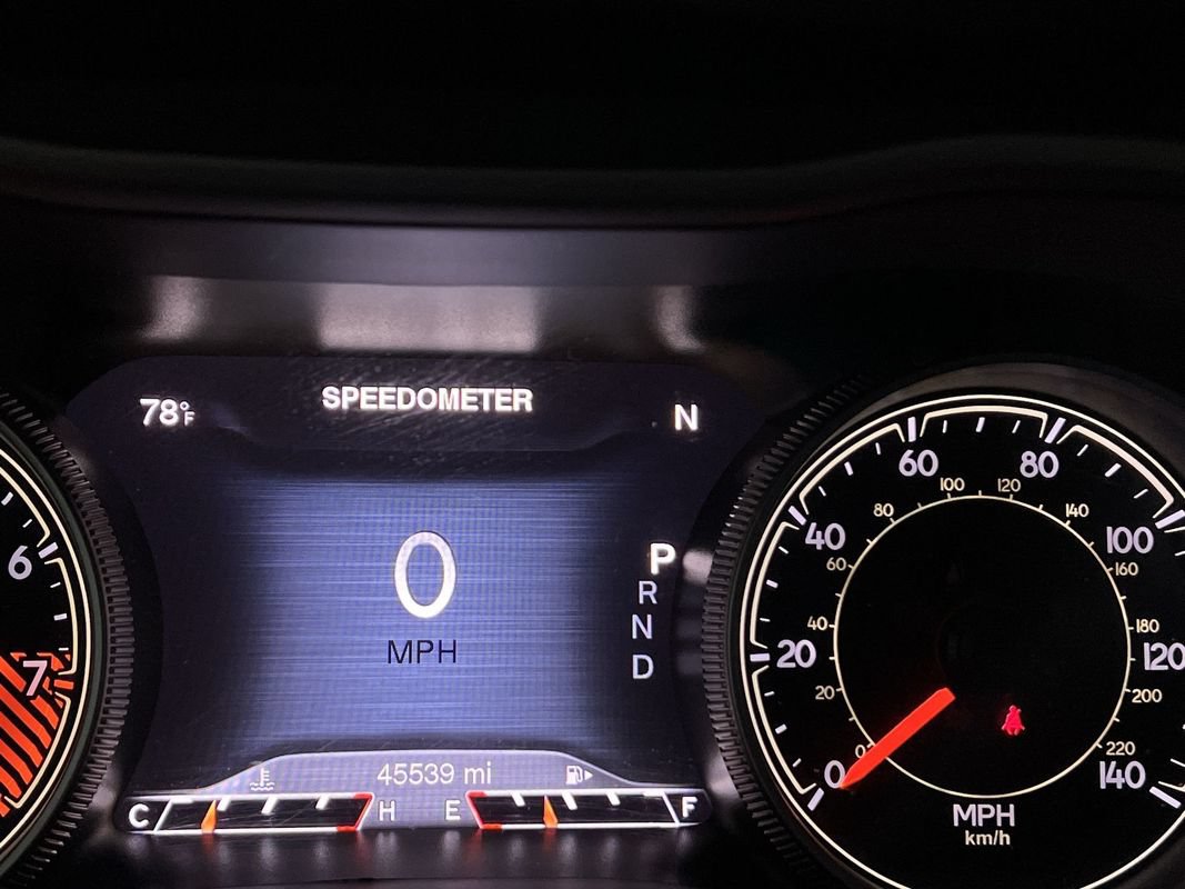 Used 2015 Jeep Cherokee Limited AWD/4WD image 20