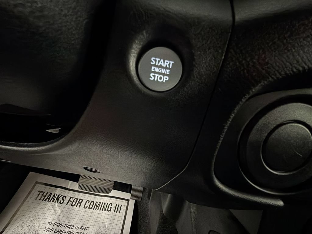 Used 2022 Nissan Frontier S RWD image 16