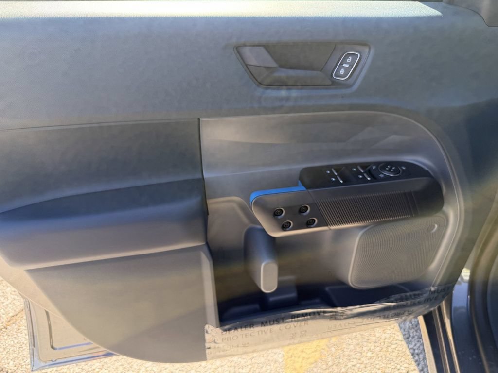 Used 2026 Ford Maverick Lobo AWD/4WD image 21