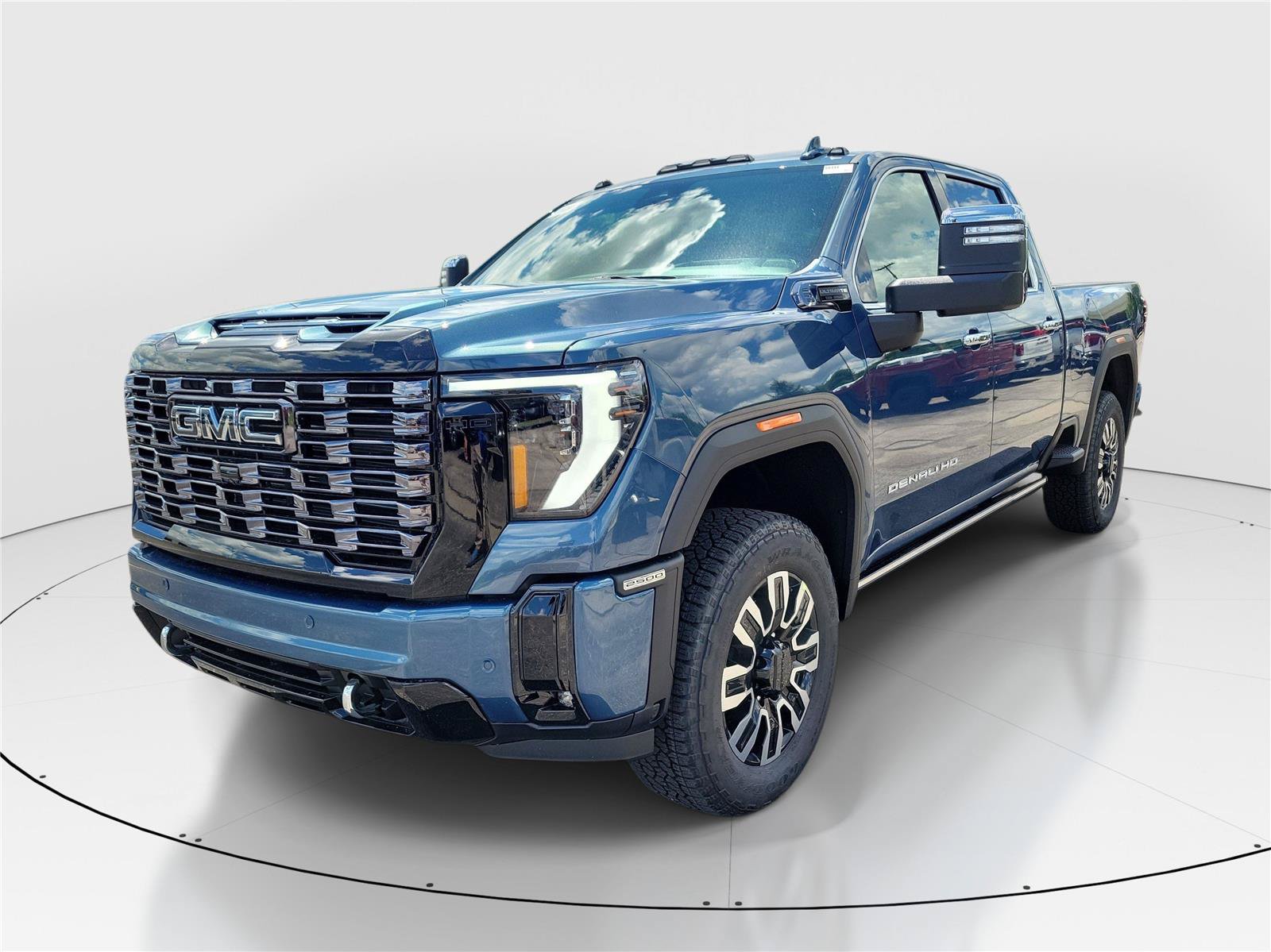 New 2026 GMC Sierra 2500 Denali Ultimate AWD/4WD image 2