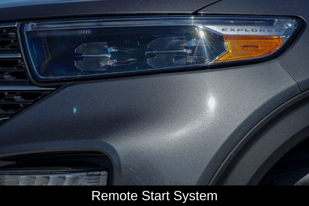 Used 2024 Ford Explorer XLT w/ Equipment Group 202A image 3