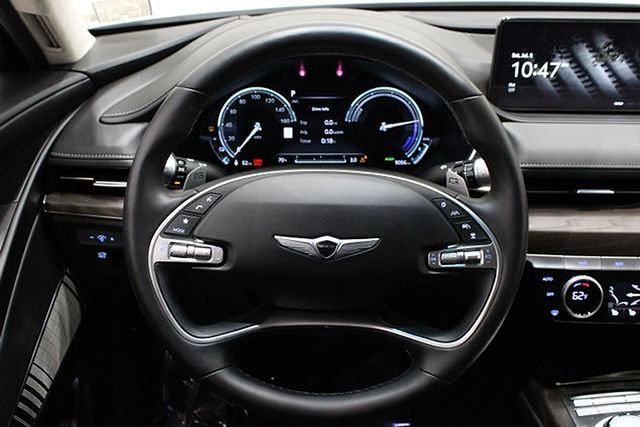 Used 2023 Genesis G80 Base image 27