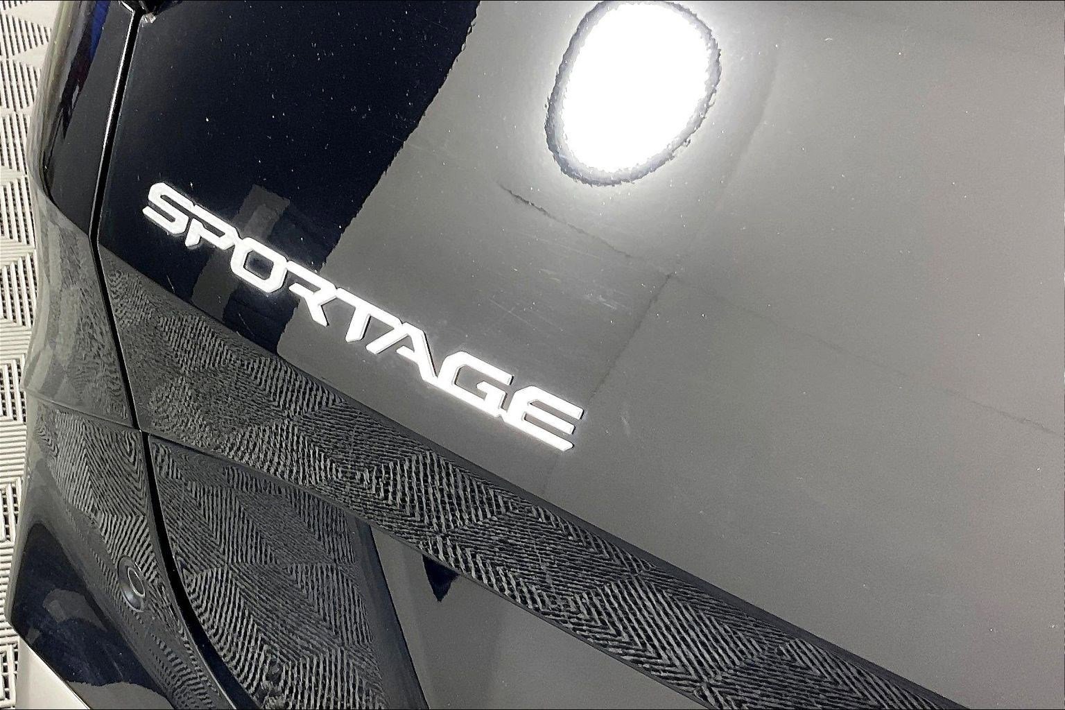 Certified 2026 Kia Sportage SX AWD/4WD image 24