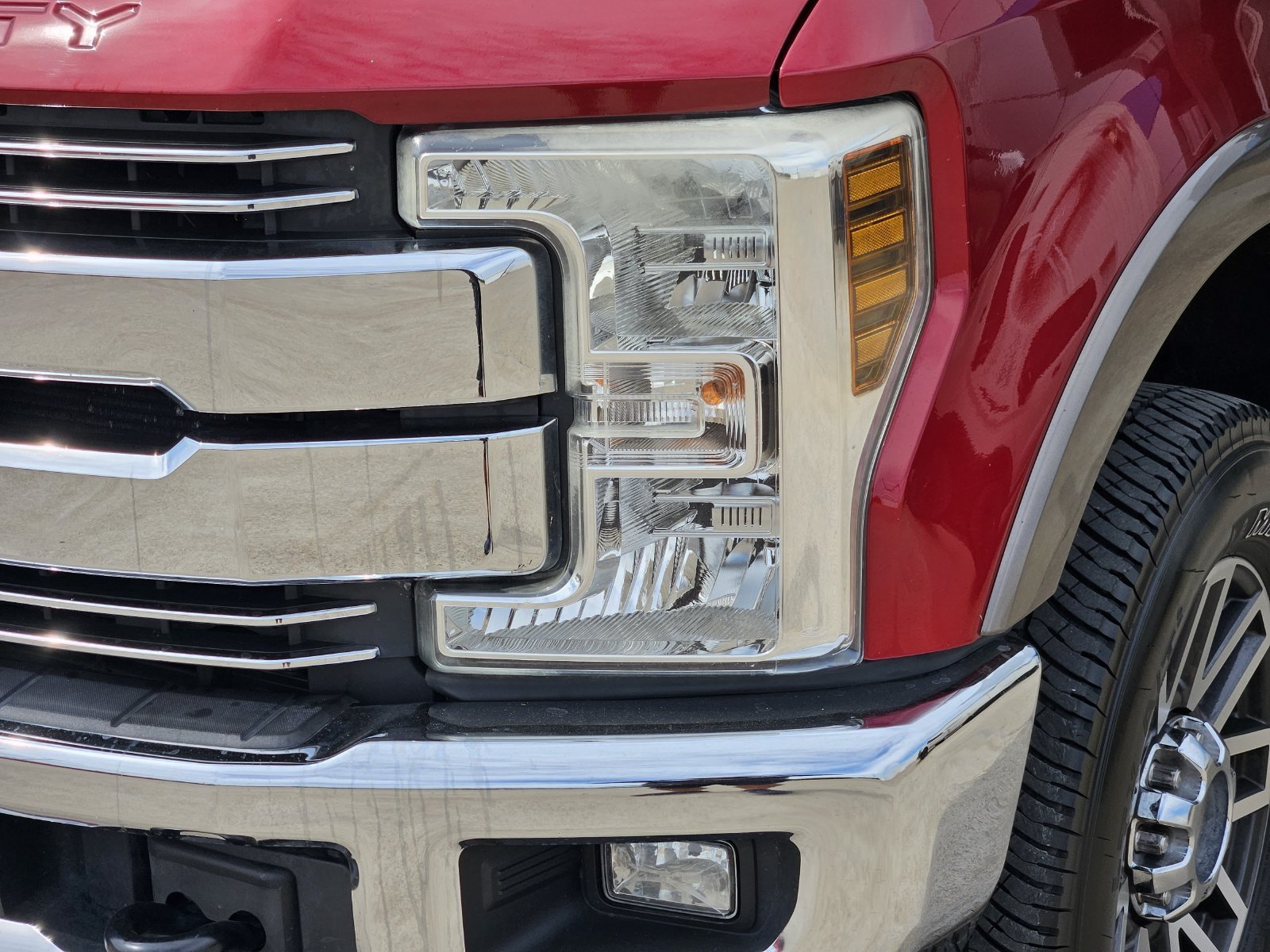 Used 2018 Ford F250 Lariat w/ Lariat Ultimate Package AWD/4WD image 10