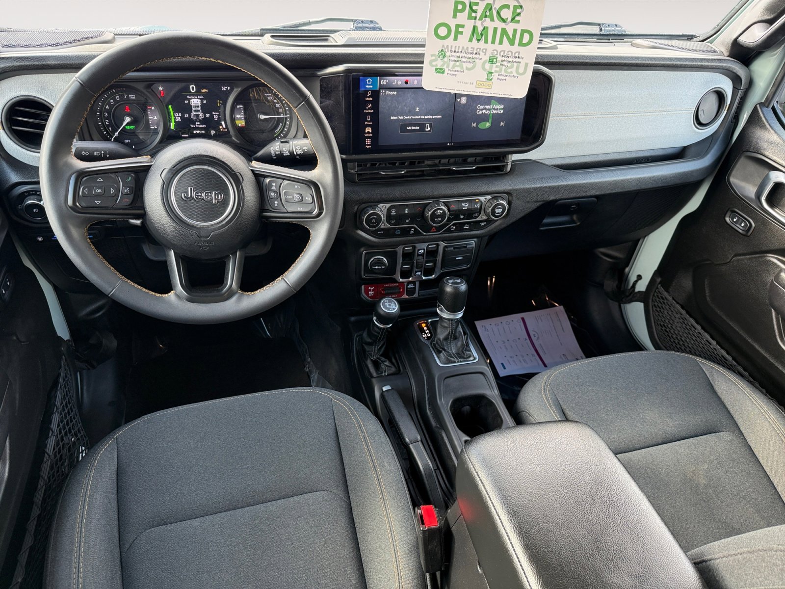 Used 2024 Jeep Wrangler Unlimited image 15