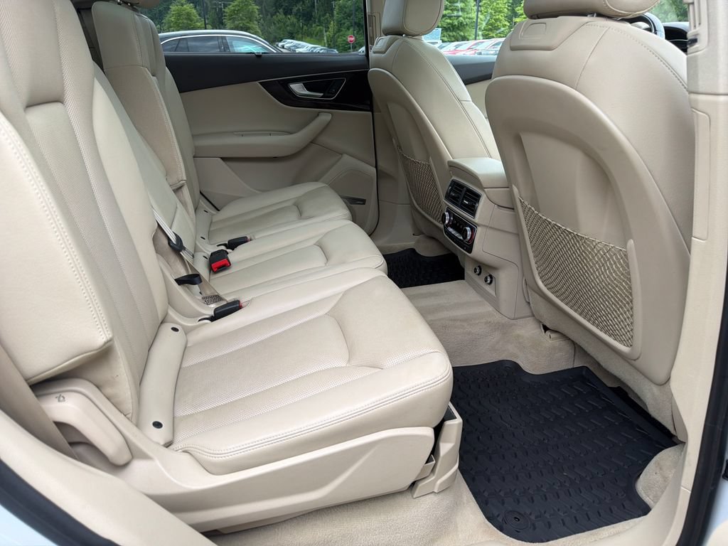 Used 2019 Audi Q7 3.0T Premium Plus AWD/4WD image 57