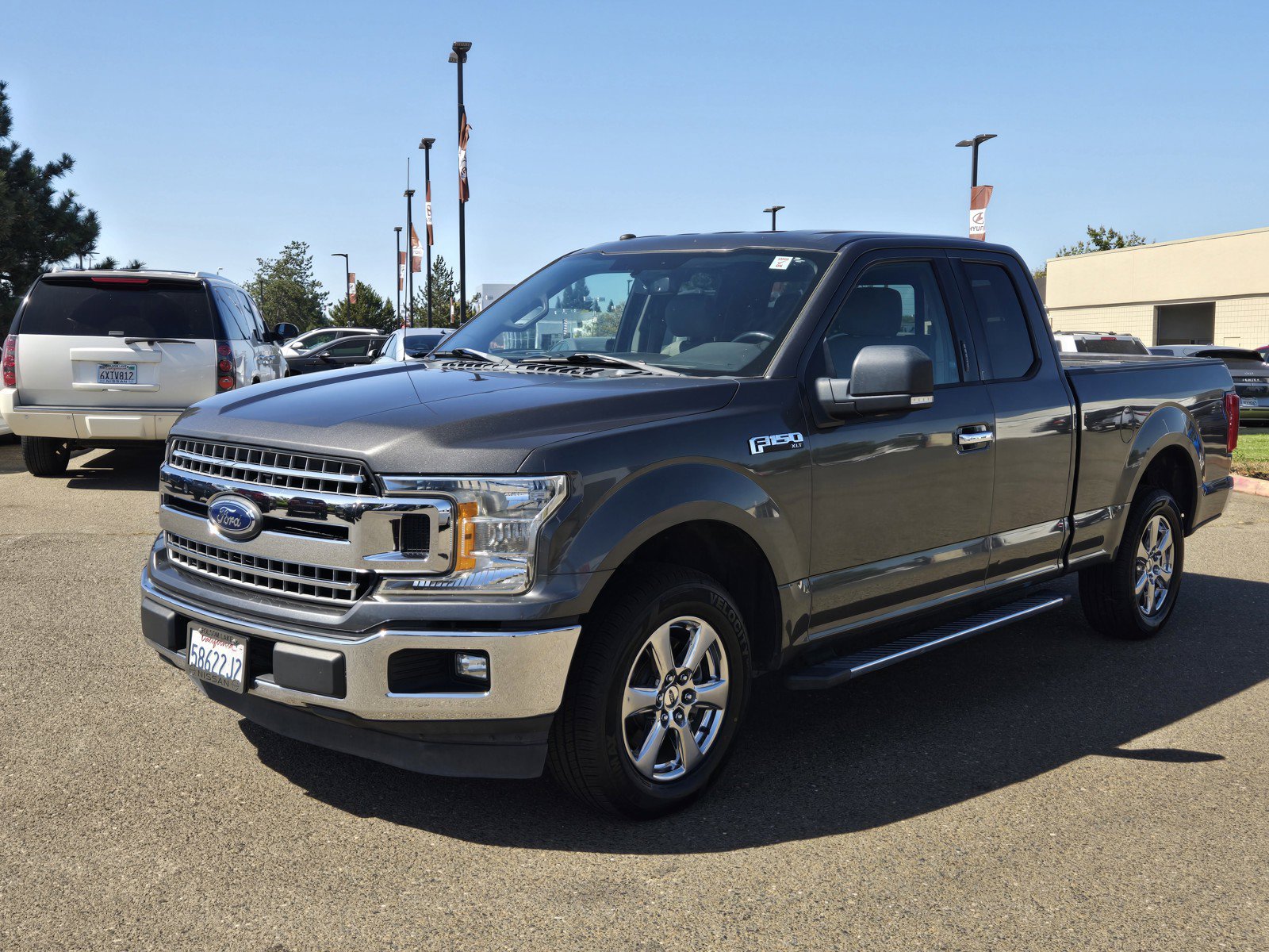 Used 2018 Ford F150 XLT w/ Equipment Group 302A Luxury RWD image 8