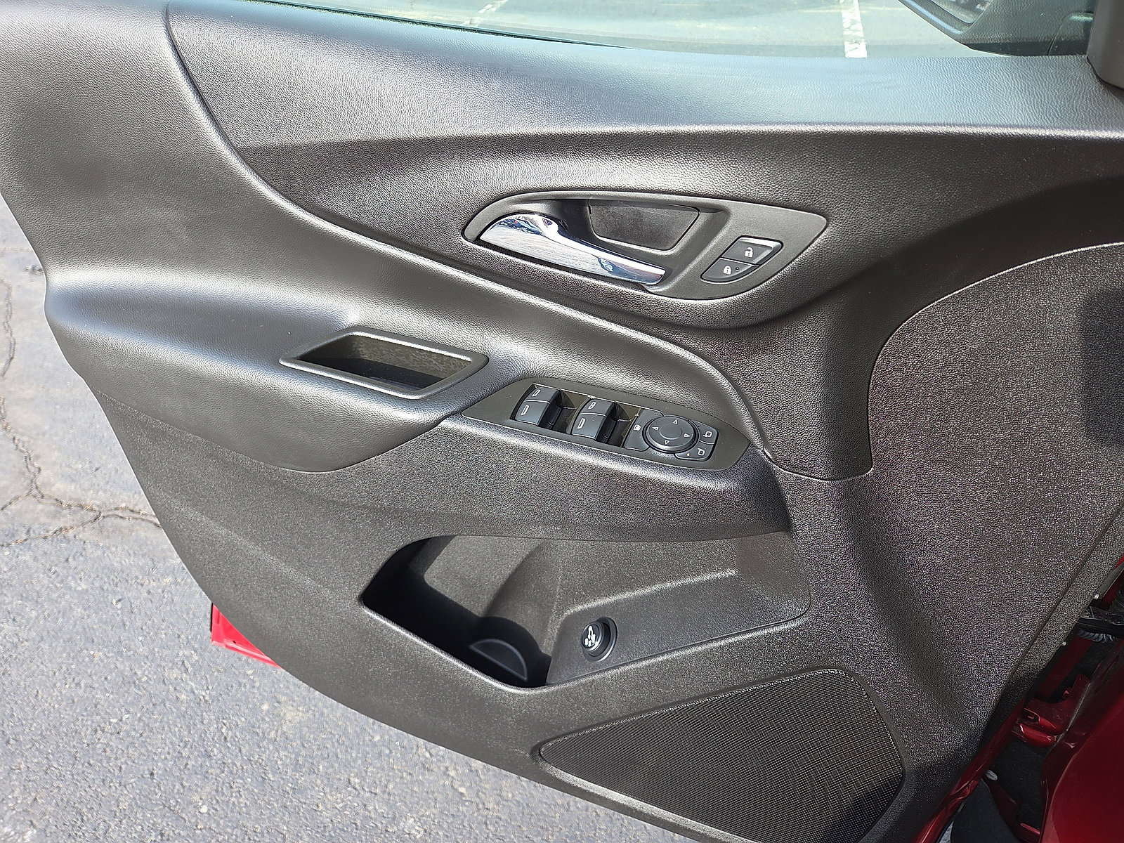 Used 2024 Chevrolet Equinox LT image 14