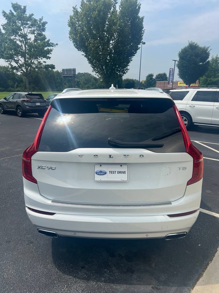Used 2020 Volvo XC90 T5 Momentum w/ Protection Package Premier FWD image 6
