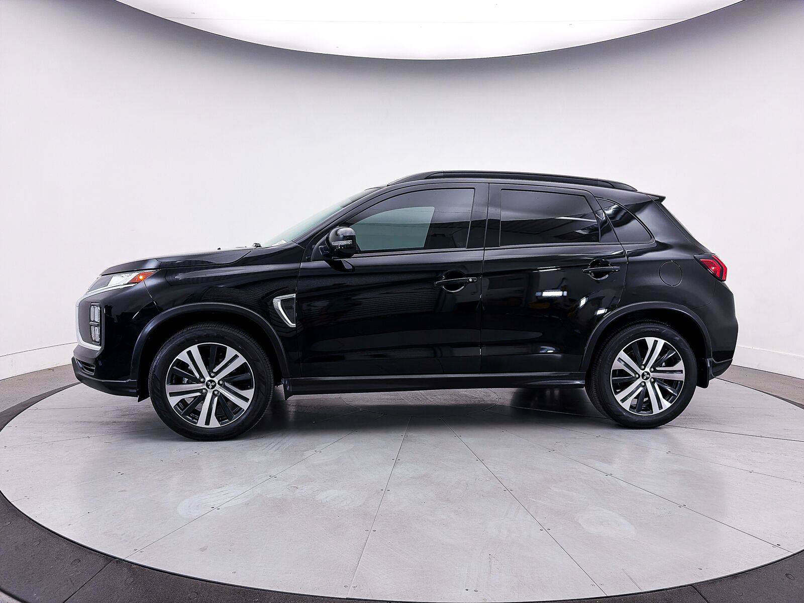 Used 2026 Mitsubishi Outlander Sport SEL AWD/4WD image 38