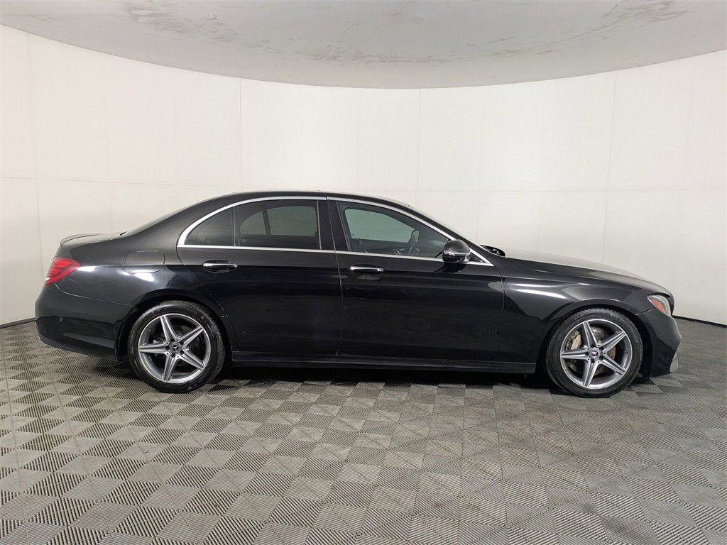 Used 2018 Mercedes-Benz E 300 image 7