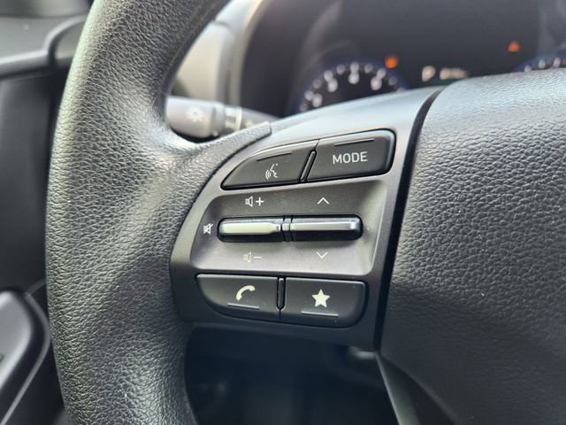 Used 2022 Hyundai Kona SEL FWD image 29