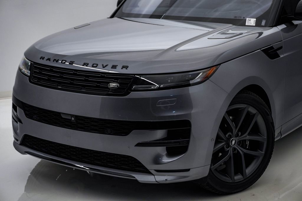 Used 2023 Land Rover Range Rover Sport SE Dynamic AWD/4WD image 4
