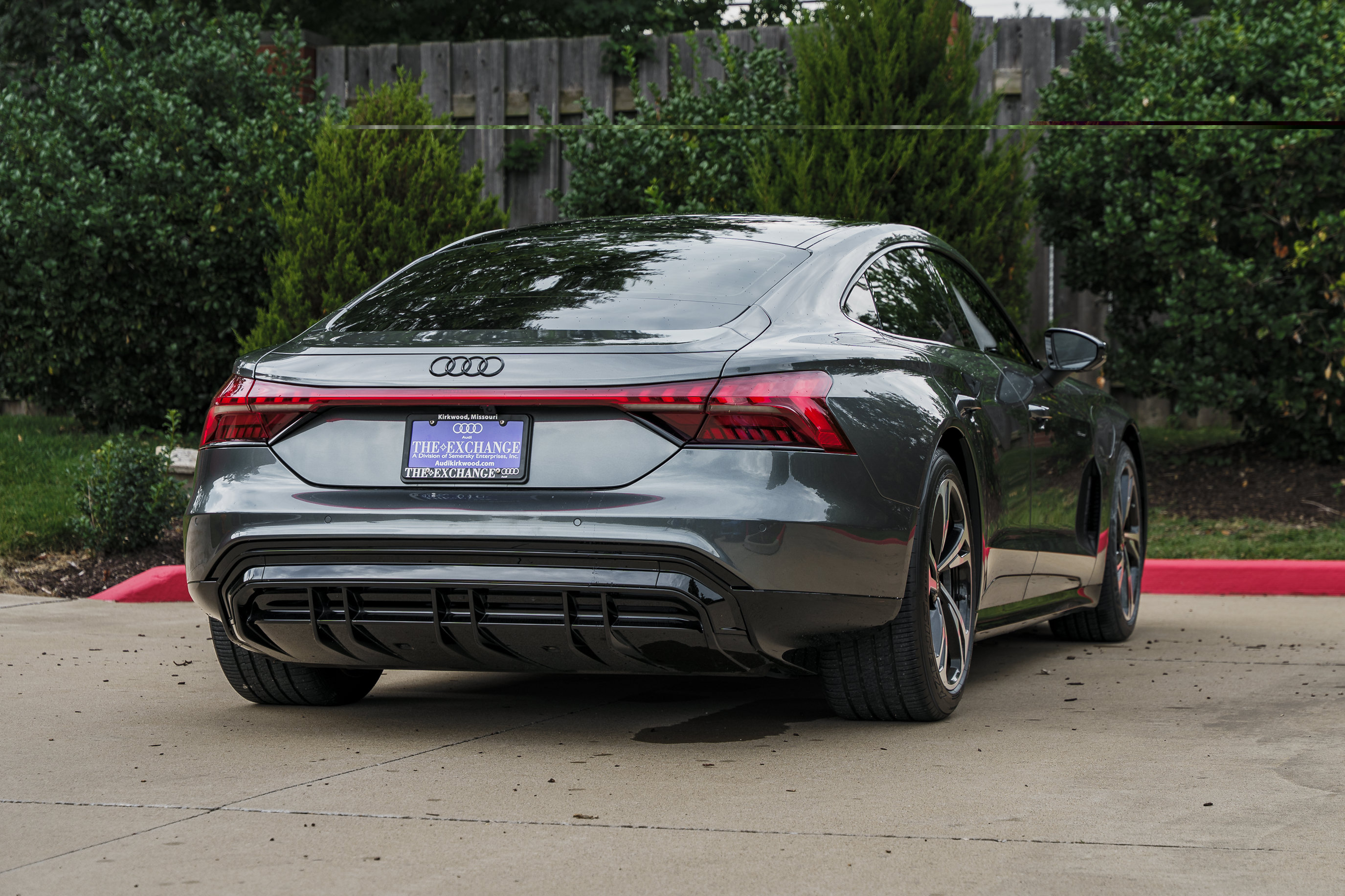 Certified 2023 Audi e-tron GT Premium Plus AWD/4WD image 3