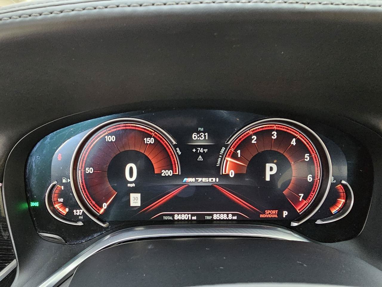 Used 2018 BMW M760i xDrive AWD/4WD image 32