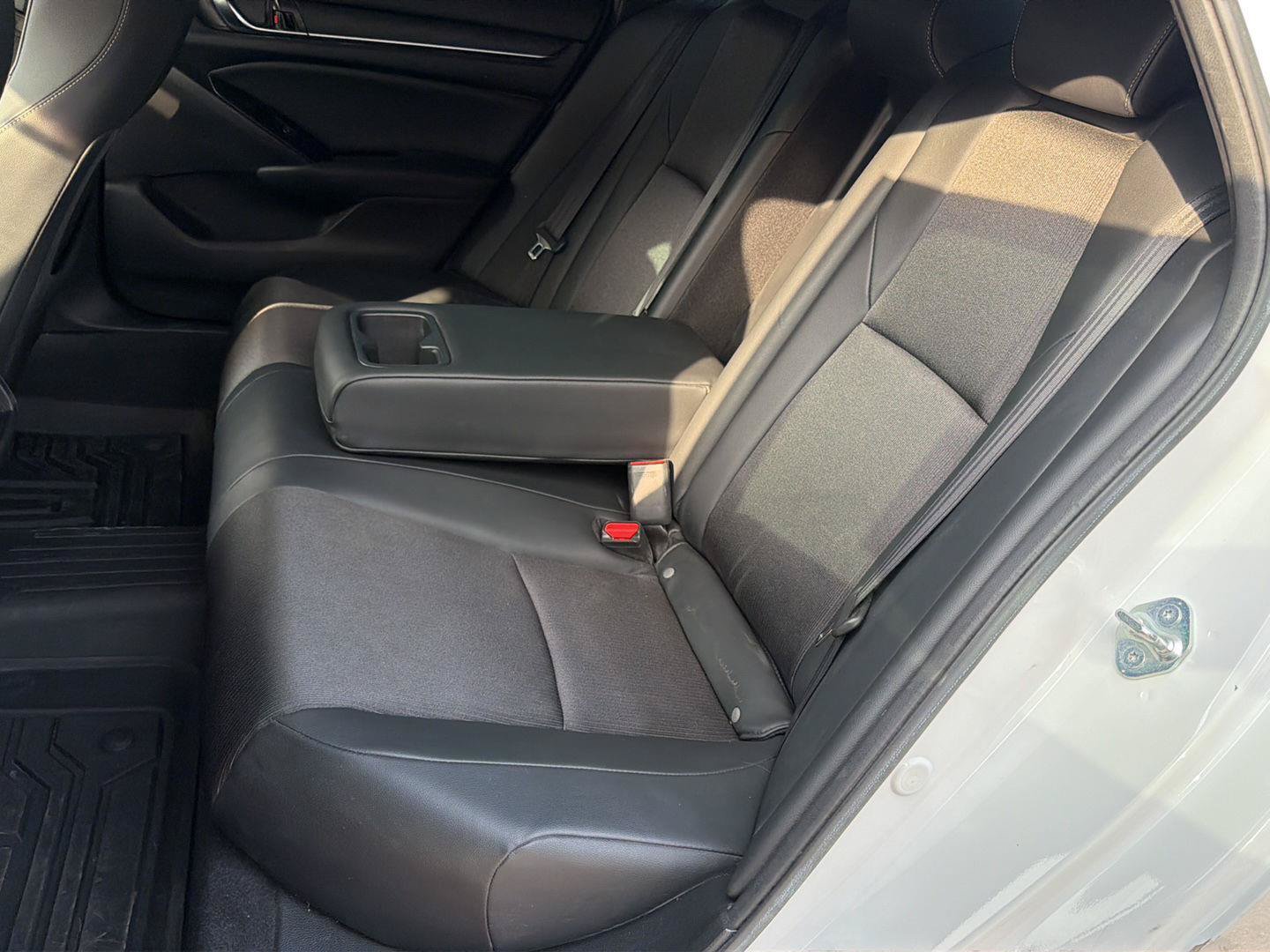 Used 2021 Honda Accord Sport image 13