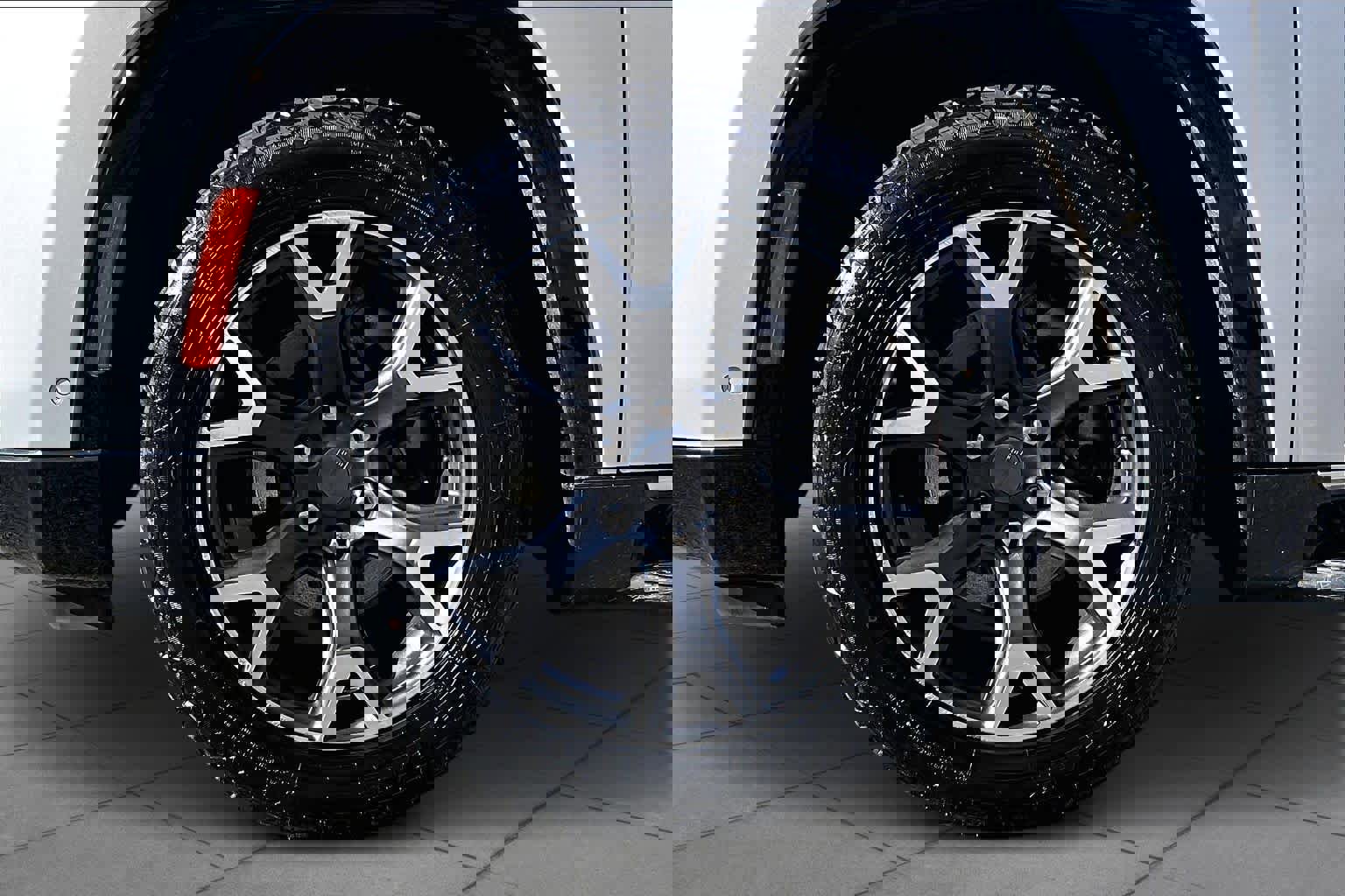 Used 2024 Jeep Wagoneer L Series III w/ Flexible Seating Group image 11