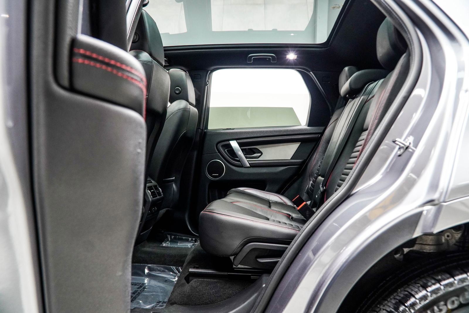 Used 2021 Land Rover Discovery Sport S R-Dynamic image 37