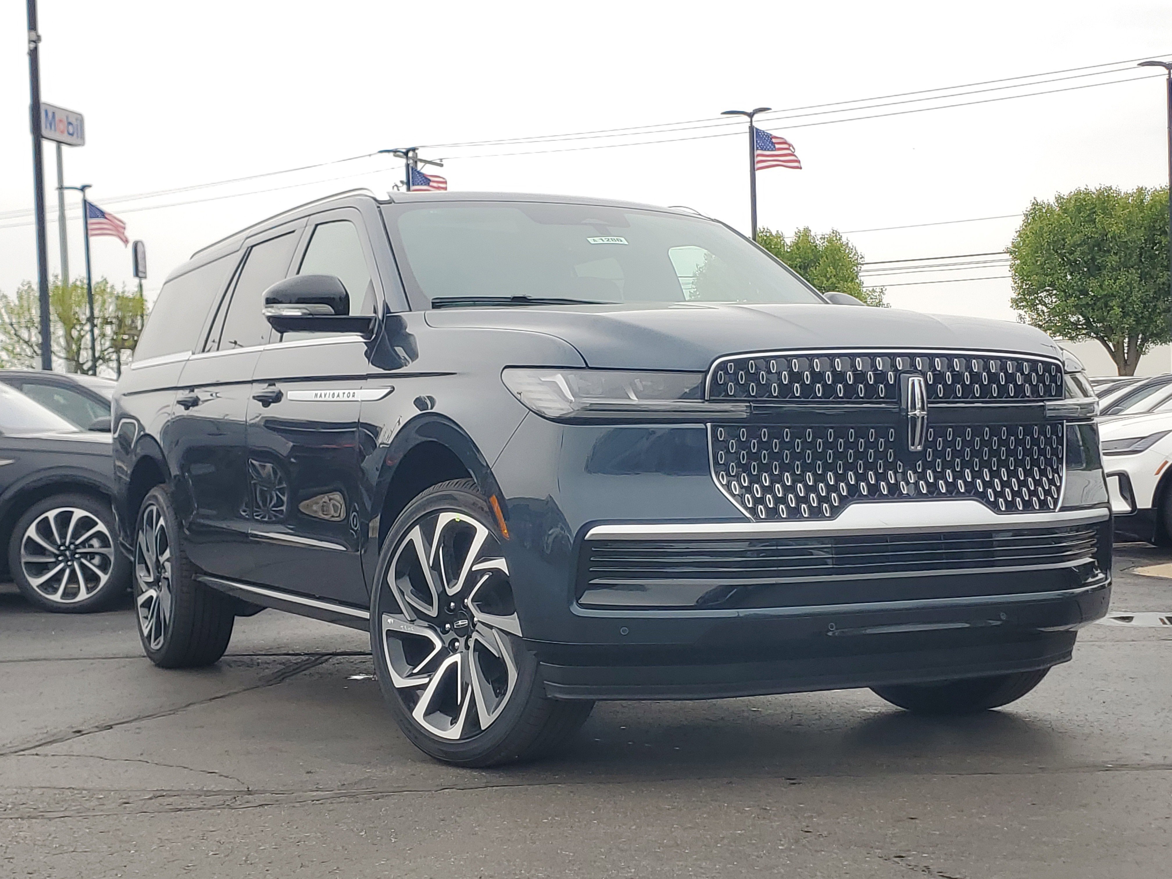 New 2026 Lincoln Navigator L Reserve