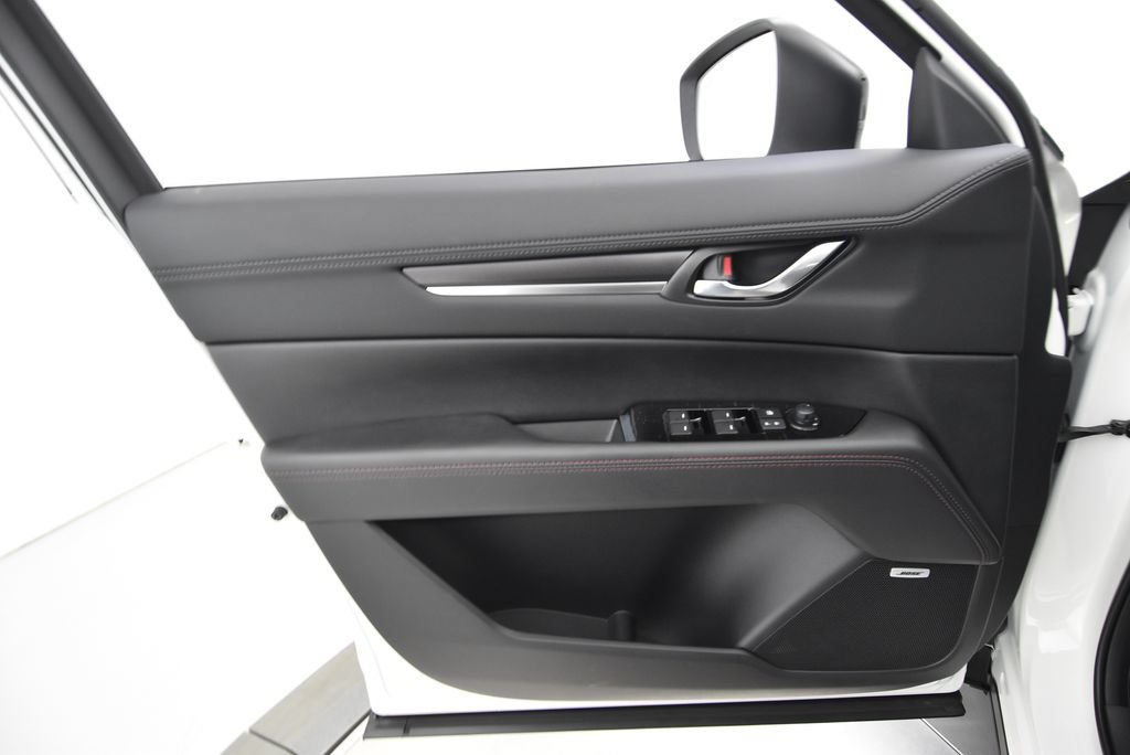 Certified 2025 MAZDA CX-5 Carbon Edition AWD/4WD image 28