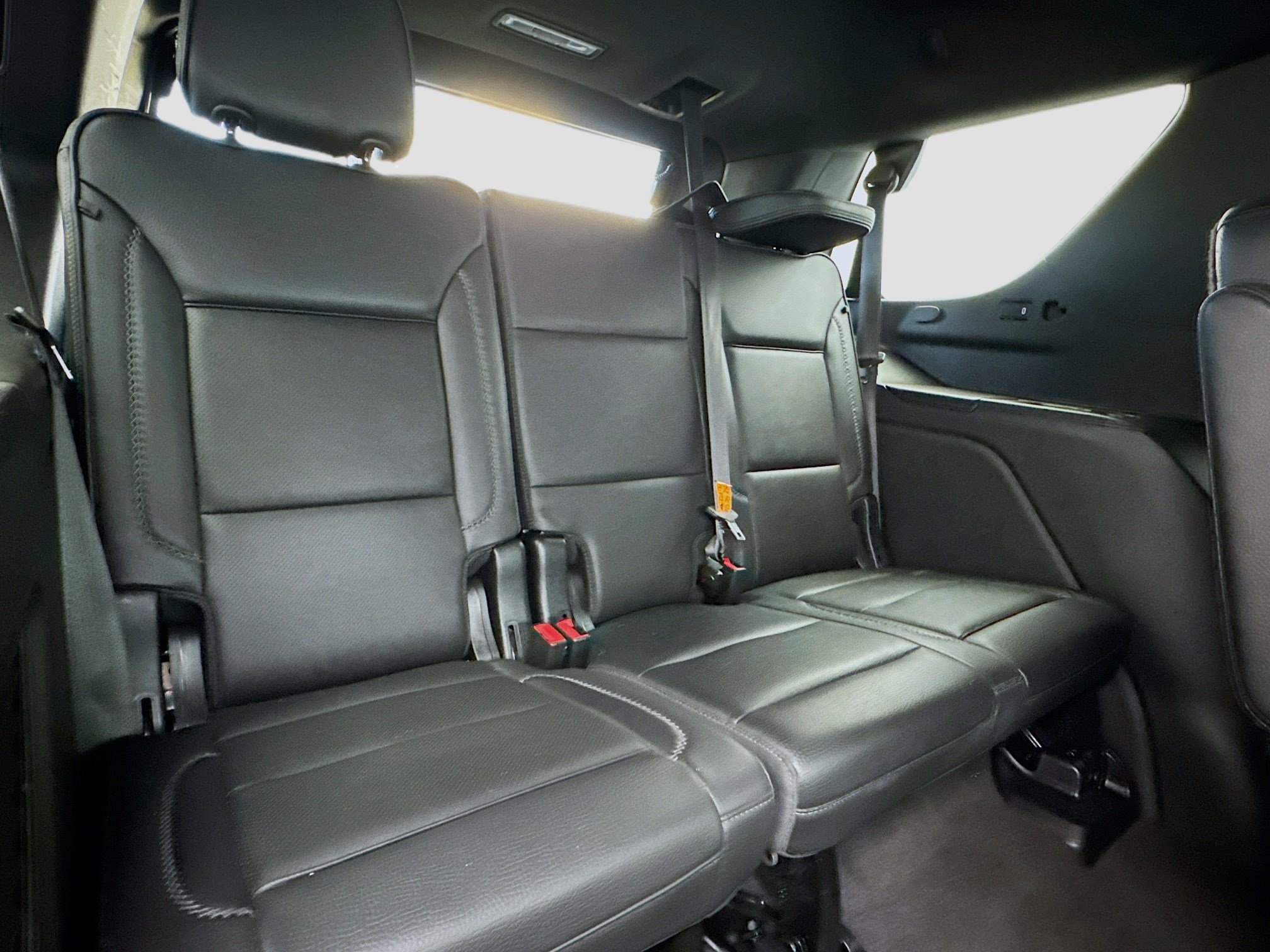 Used 2024 GMC Yukon Denali RWD image 18