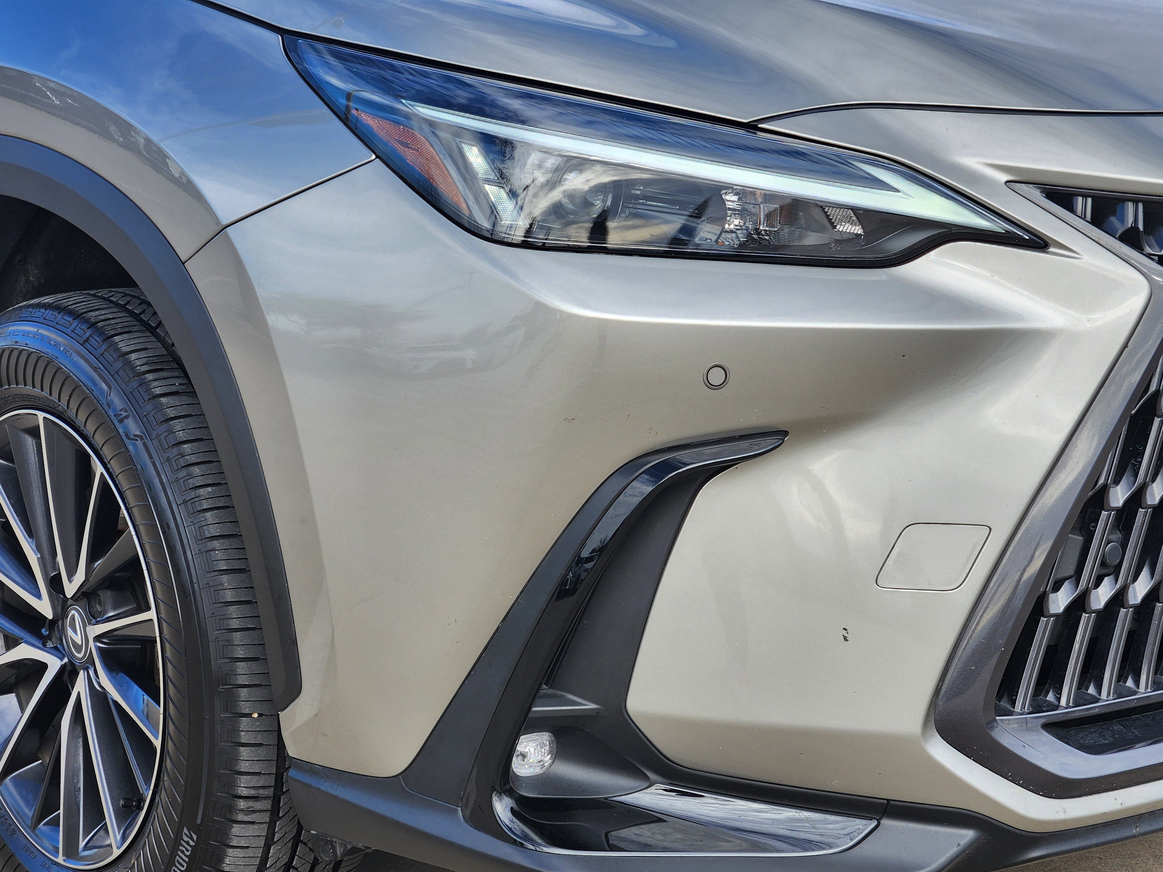 Used 2024 Lexus NX 250 FWD w/ Premium Package image 6