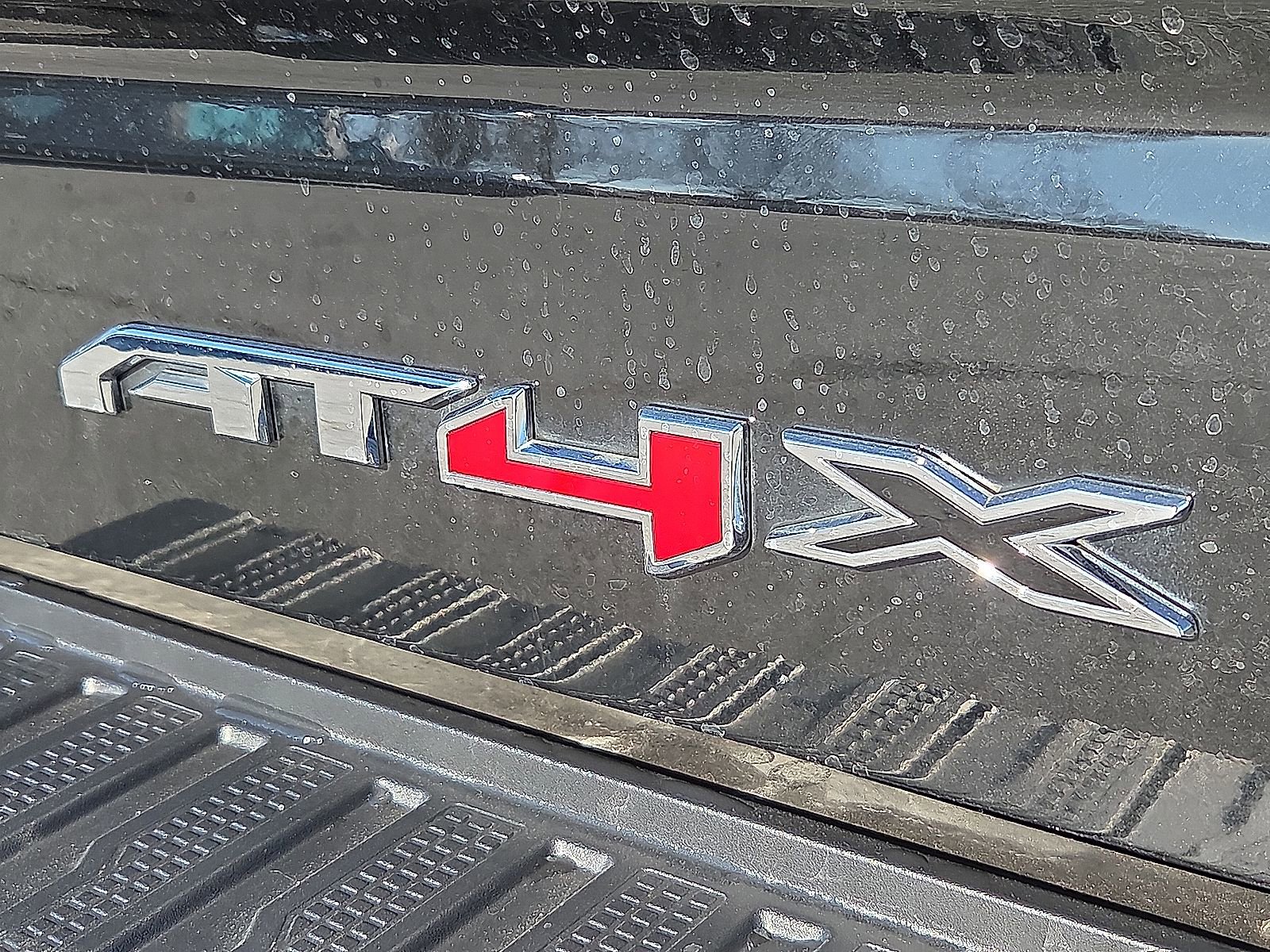 Certified 2023 GMC Sierra 1500 AT4X image 8