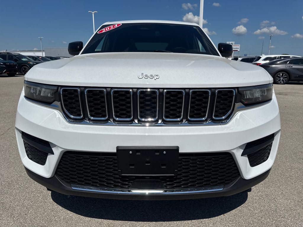 Used 2024 Jeep Grand Cherokee Laredo X AWD/4WD image 10