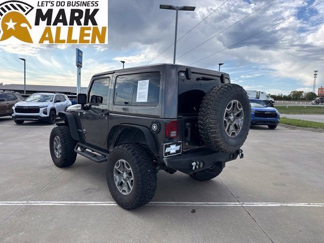Used 2016 Jeep Wrangler Rubicon w/ Power Convenience Group AWD/4WD image 4