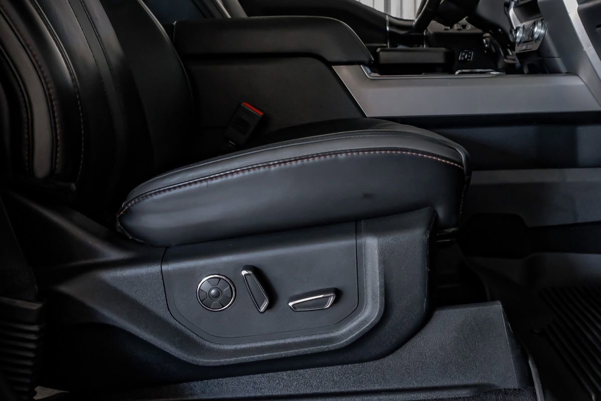 Used 2020 Ford F250 Platinum w/ FX4 Off-Road Package image 32