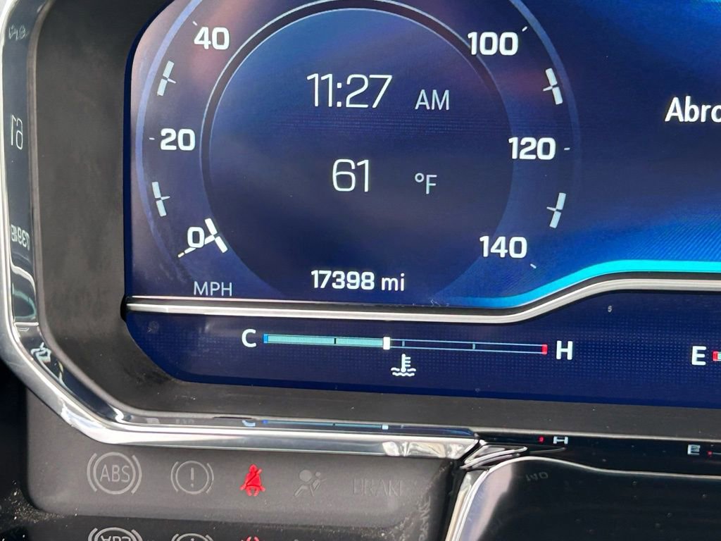 Used 2025 Chevrolet Silverado 2500 LT w/ Convenience Package image 19