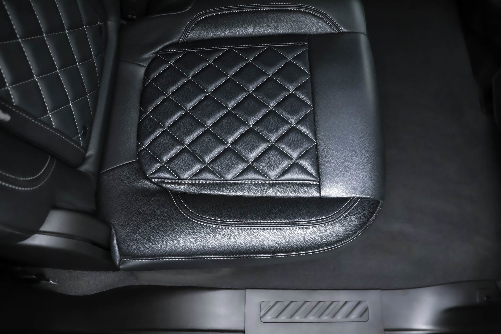 Used 2023 GMC Sierra 1500 Elevation w/ Preferred Package image 33