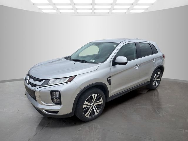 Used 2025 Mitsubishi Outlander Sport ES AWD/4WD image 3