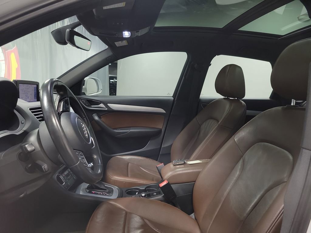 Used 2018 Audi Q3 2.0T Premium Plus w/ Premium Plus Package image 13