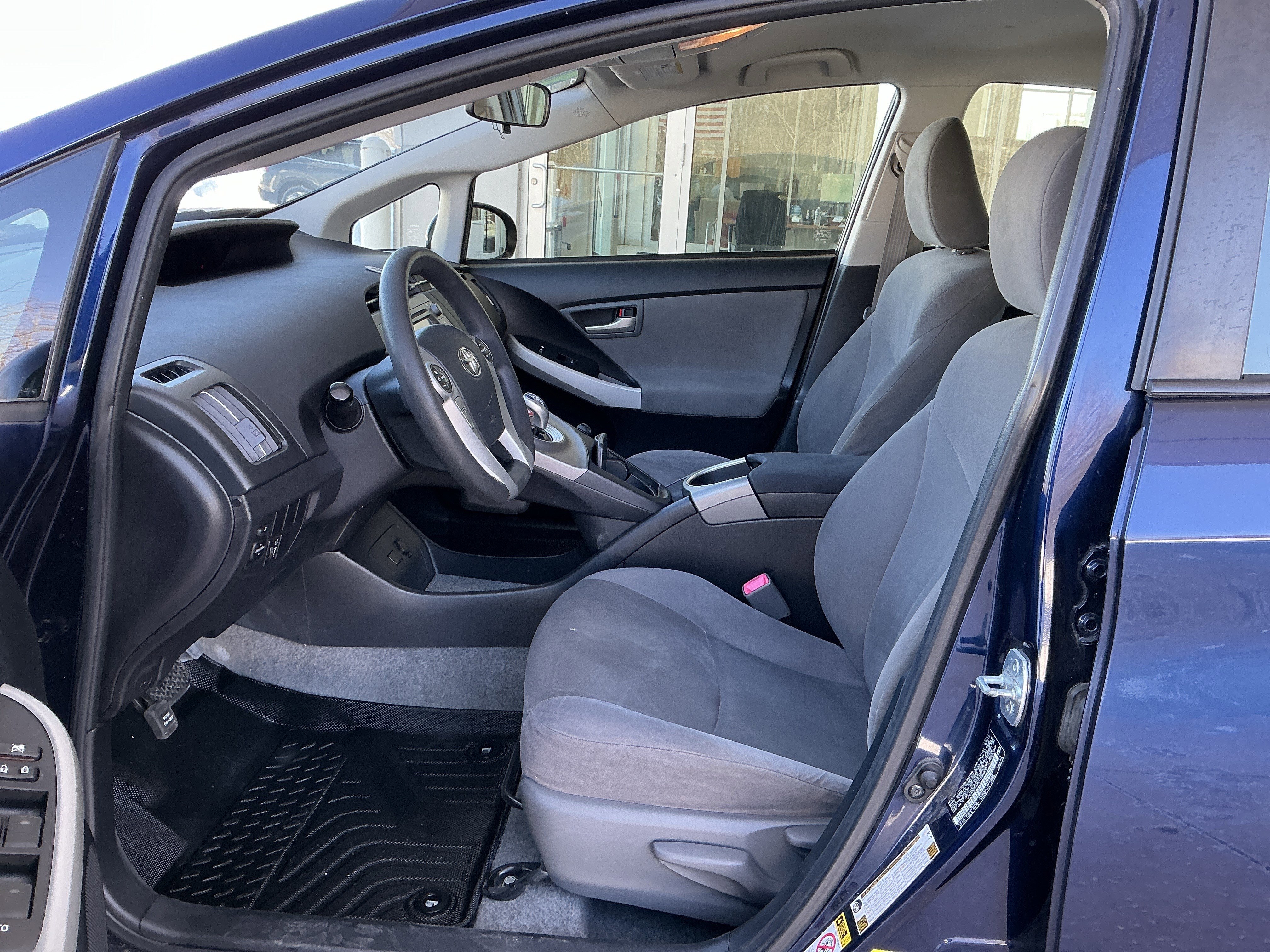 Used 2012 Toyota Prius Two image 7