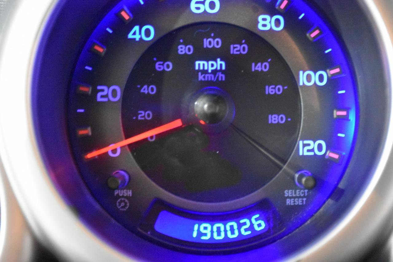 Used 2005 Honda Element EX image 38