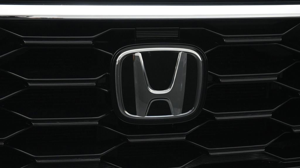 Used 2025 Honda Pilot Touring image 20