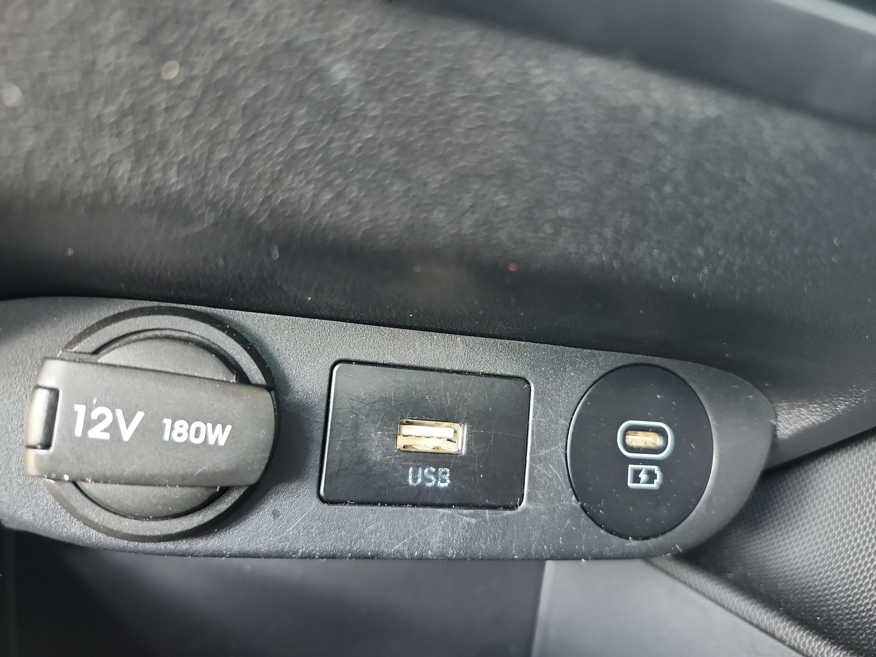 Certified 2024 Hyundai Elantra Blue FWD image 26
