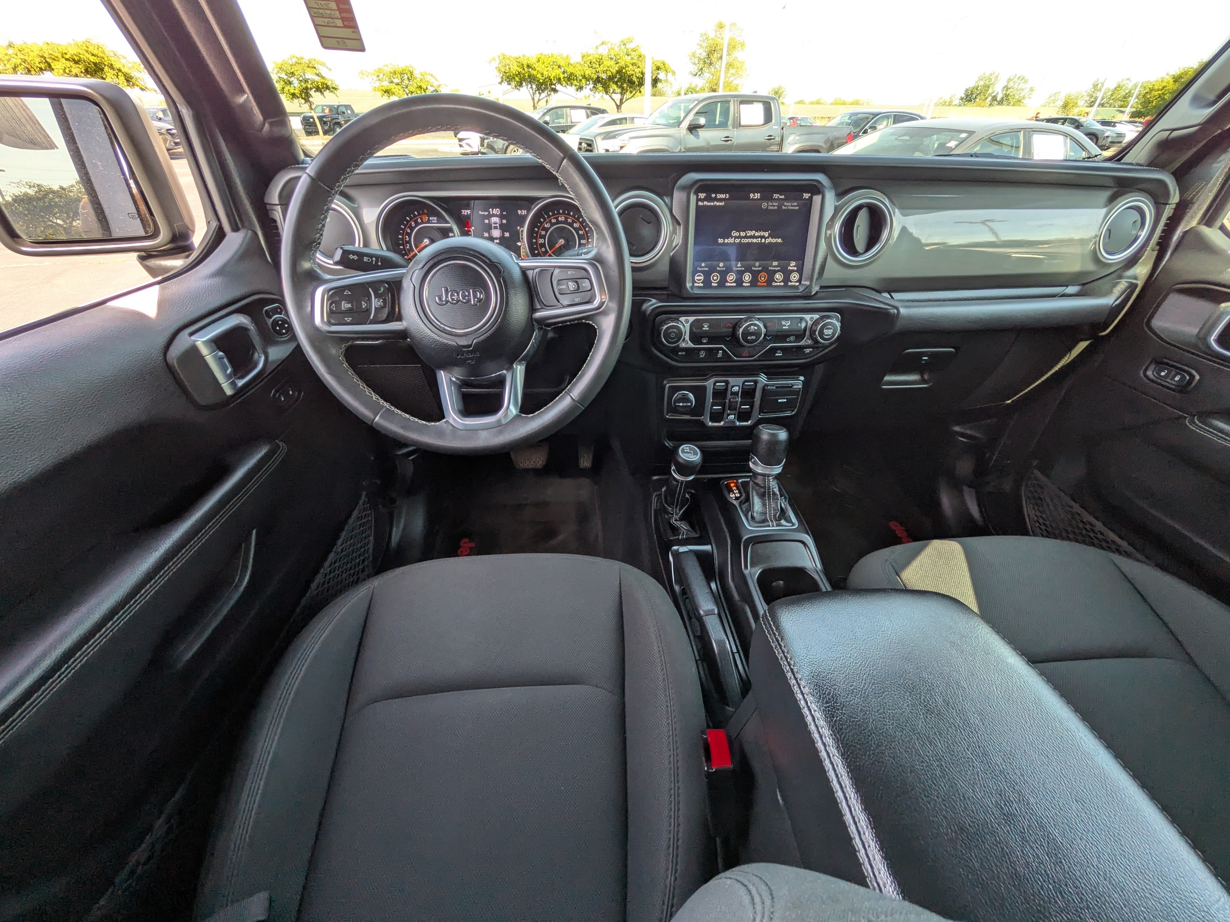 Used 2023 Jeep Gladiator Overland AWD/4WD image 14