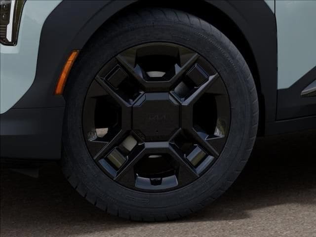 New 2027 Kia EV3 Wind FWD image 9
